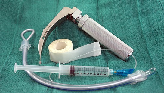 TÉCNICAS Y PROCEDIMIENTOS DE ENFERMERÍA EN URGENCIAS Y EMERGENCIAS I